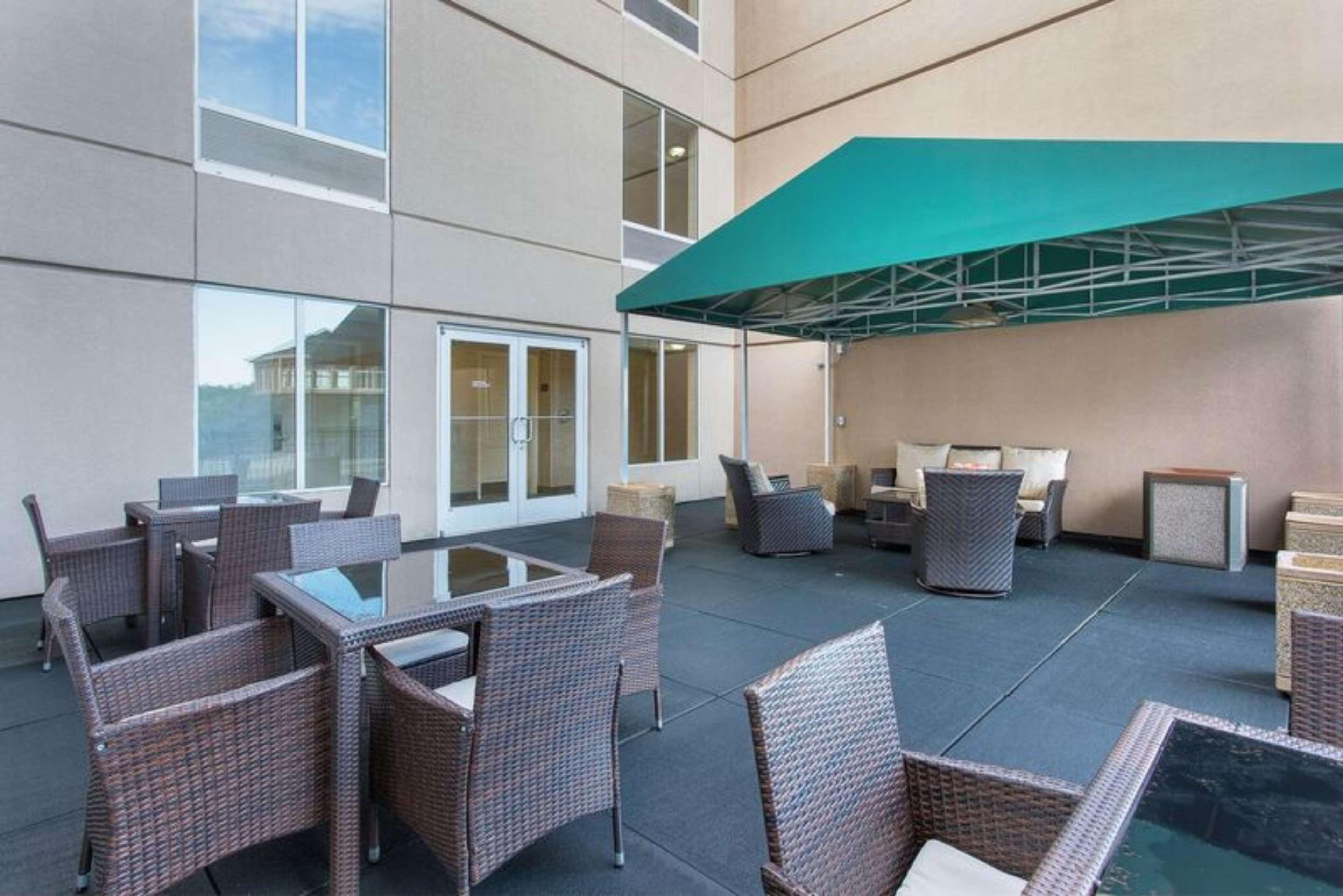 Hilton Garden Inn Knoxville West/Cedar Bluff Eksteriør bilde