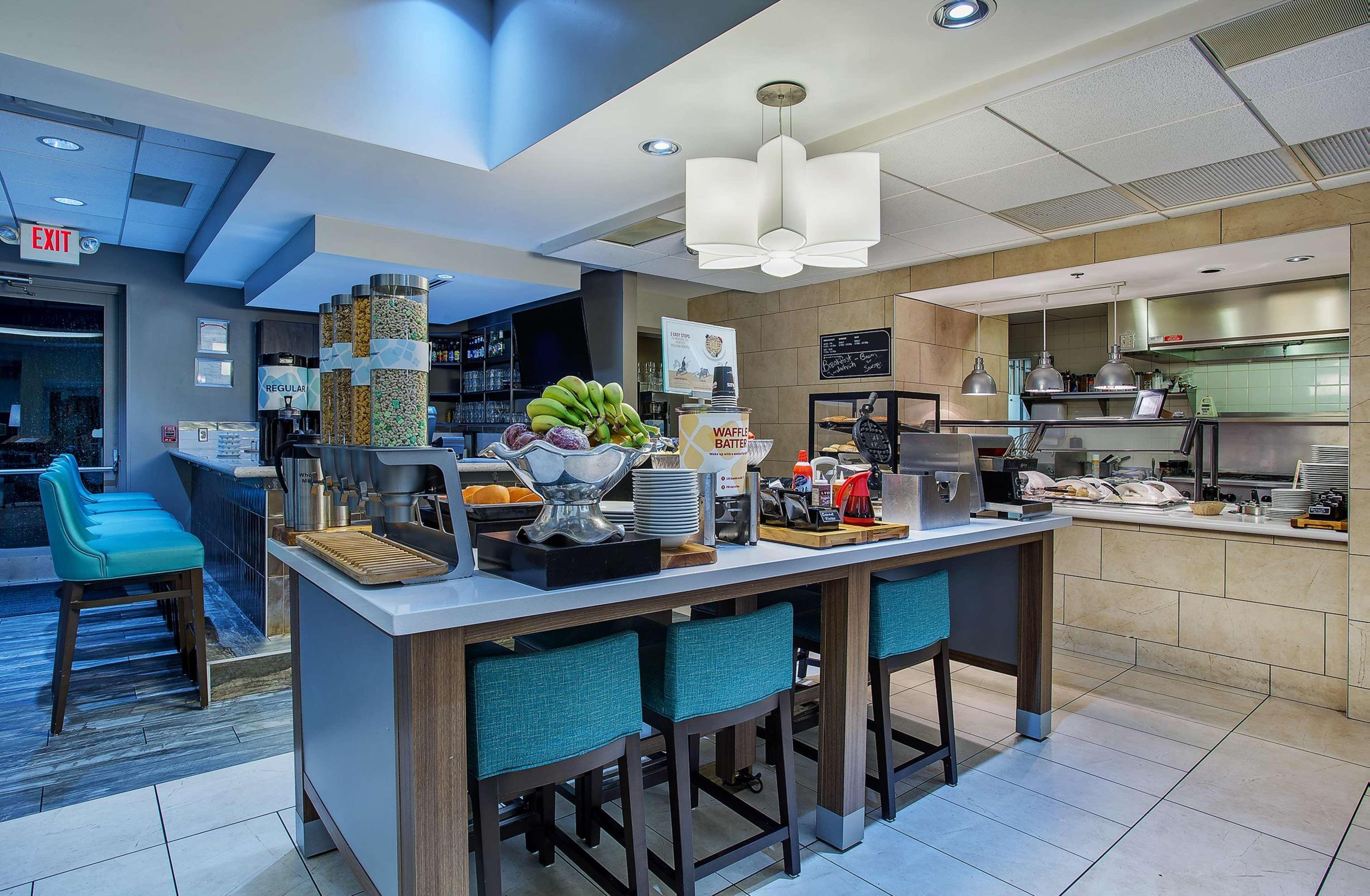Hilton Garden Inn Knoxville West/Cedar Bluff Eksteriør bilde