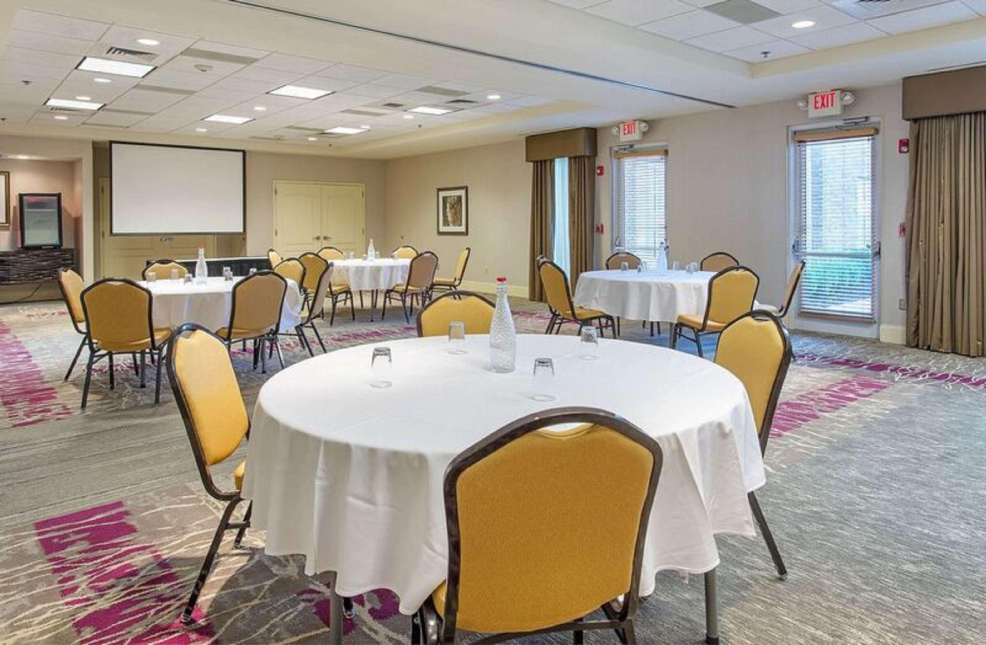 Hilton Garden Inn Knoxville West/Cedar Bluff Eksteriør bilde