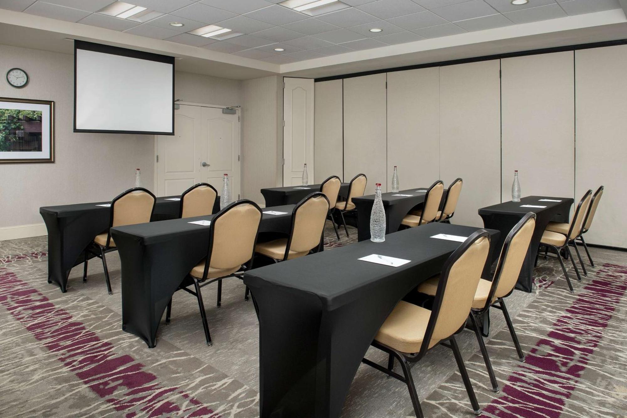 Hilton Garden Inn Knoxville West/Cedar Bluff Eksteriør bilde